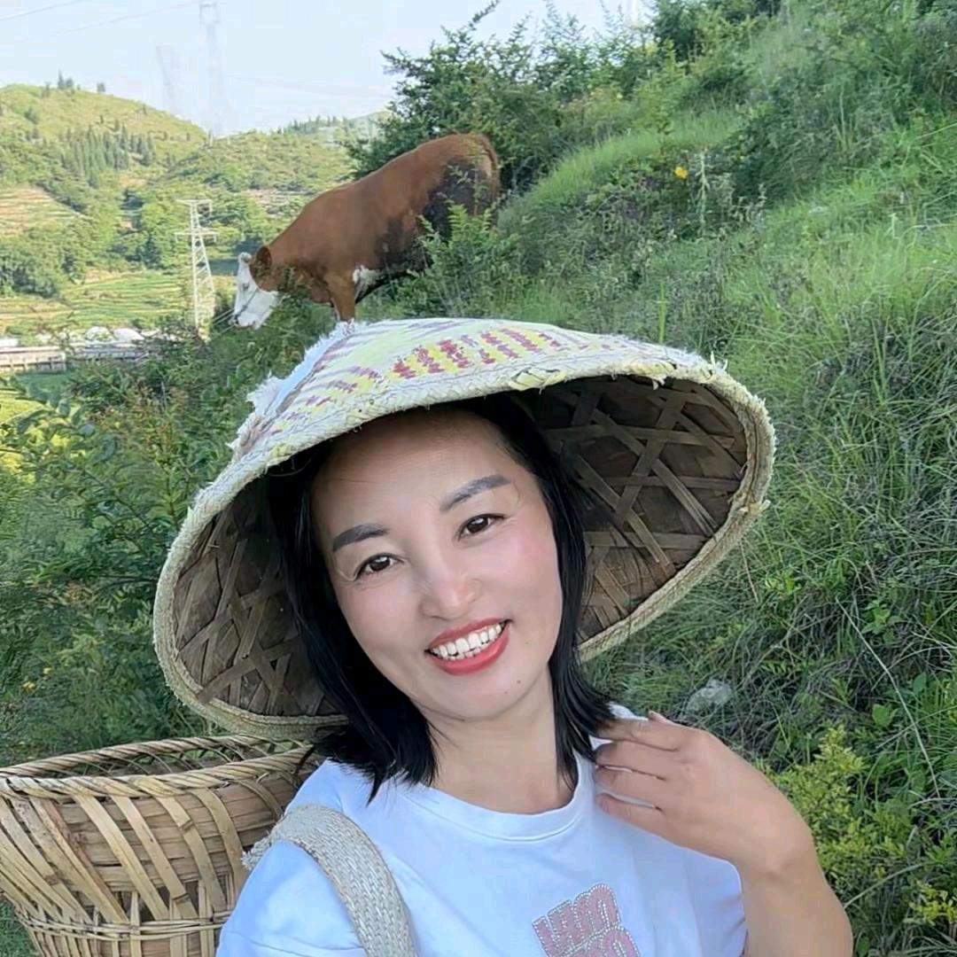 九妹10号 在12.50开播