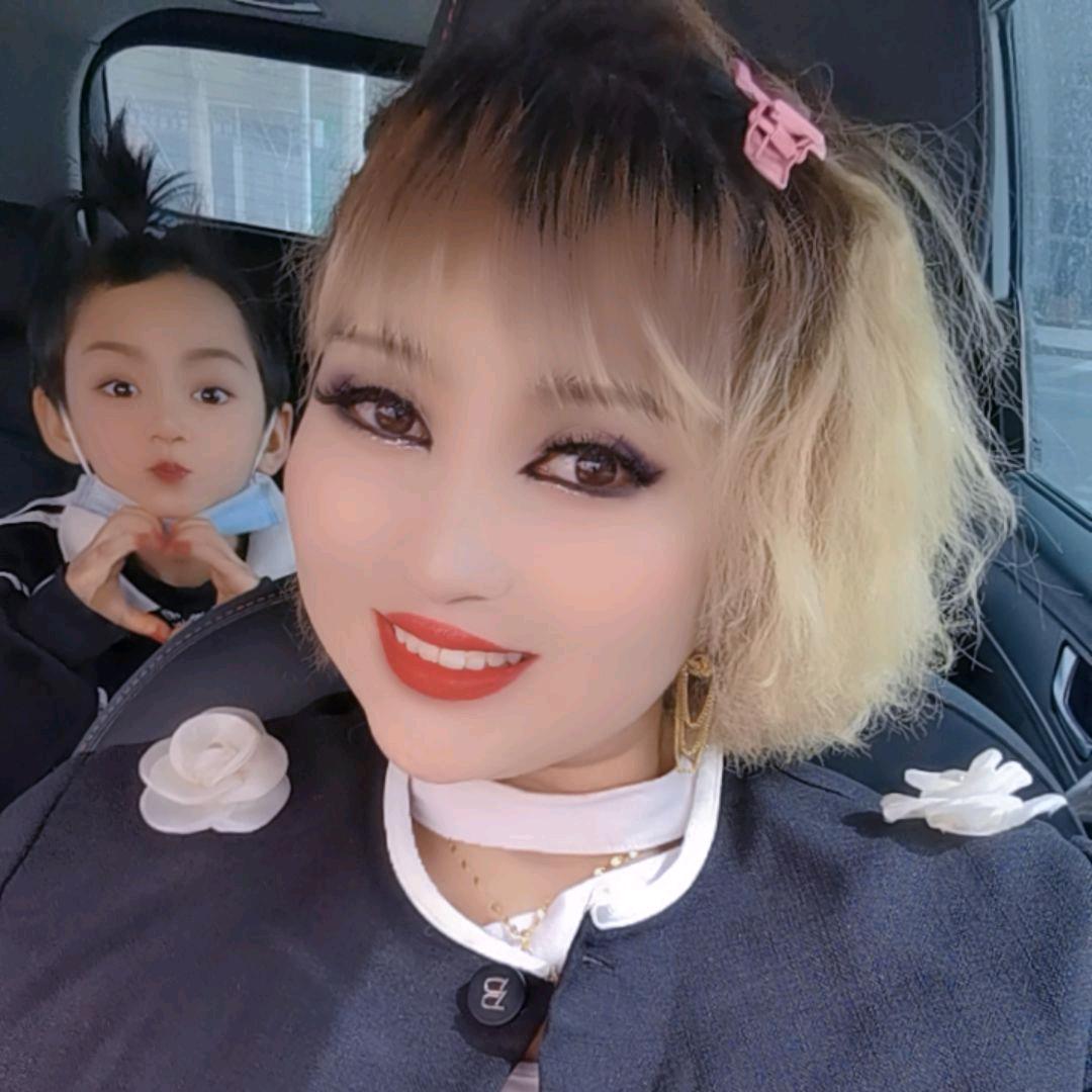 阿孜姑丽女装