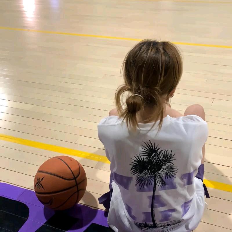 刘小伍姑娘💃🎶⛹️