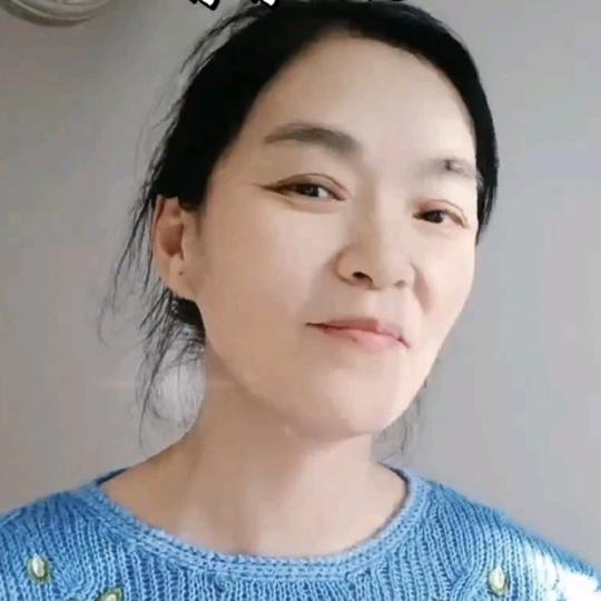 栾芳