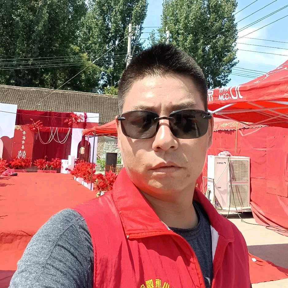 辫子哥