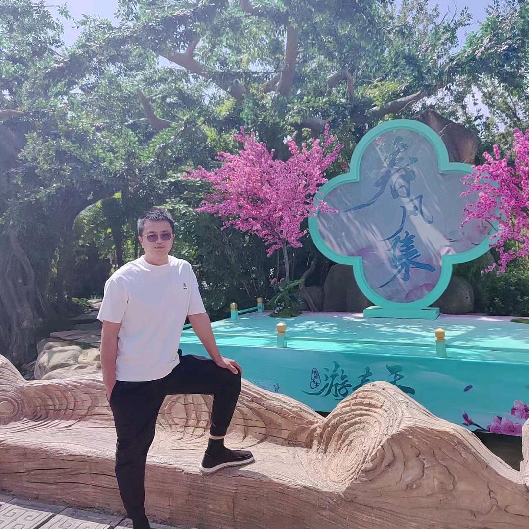 鲁安锂电-自立自强