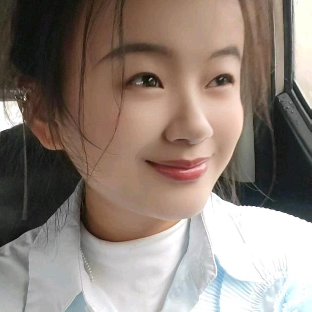 M毛毛爱睡觉