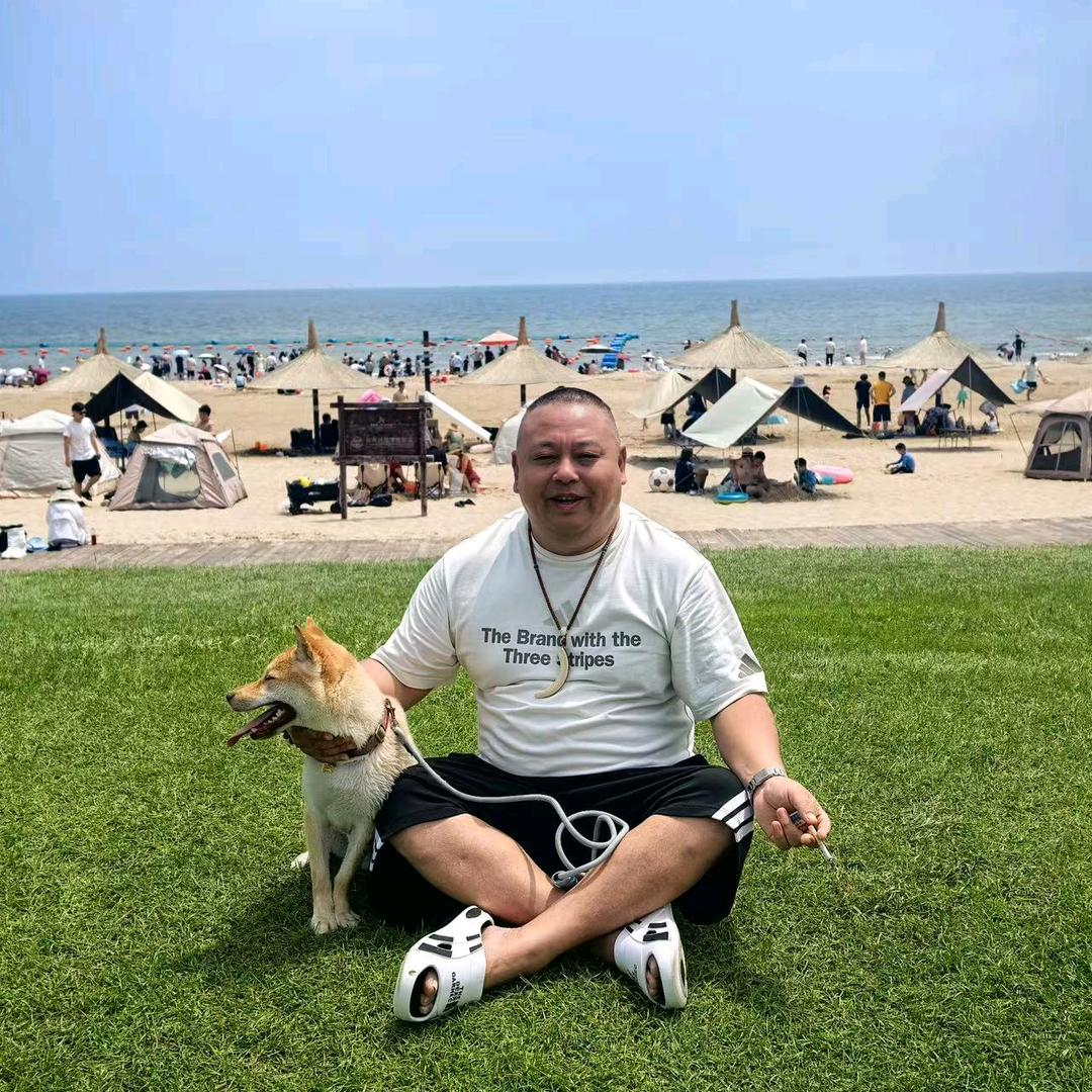 海阔凭鱼跃，天高任鸟飞。