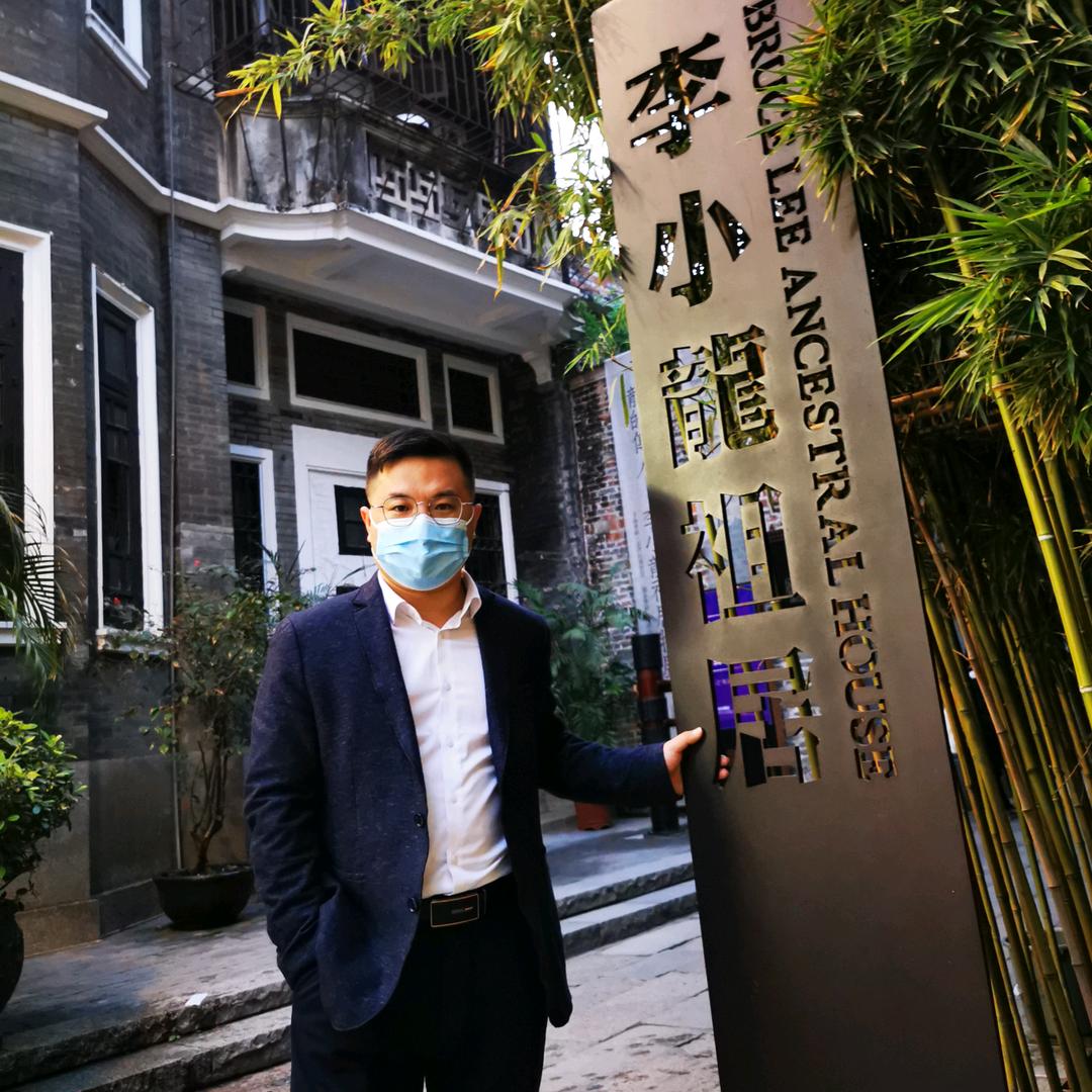 王律出差记