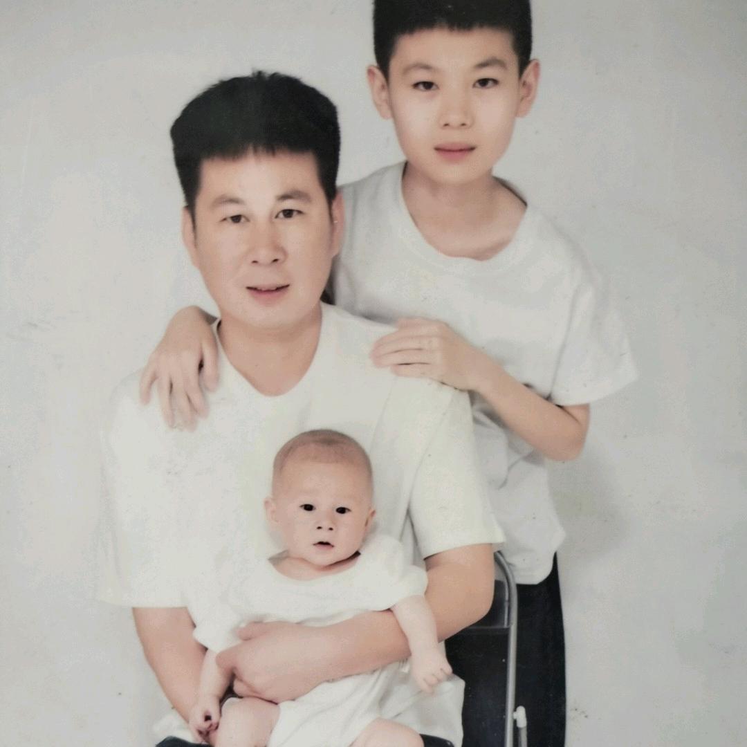 ︵‿︵冰😃凌︵‿︵