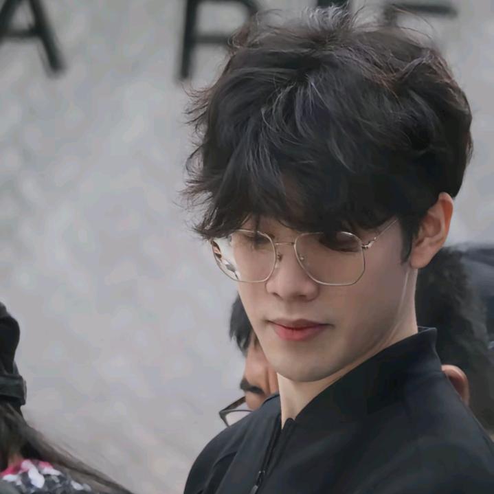 Zhu.