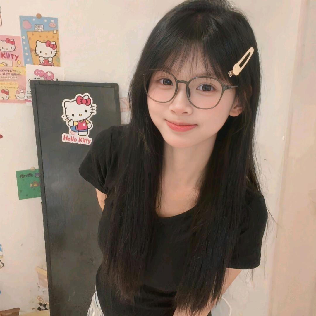 撑伞的雨天