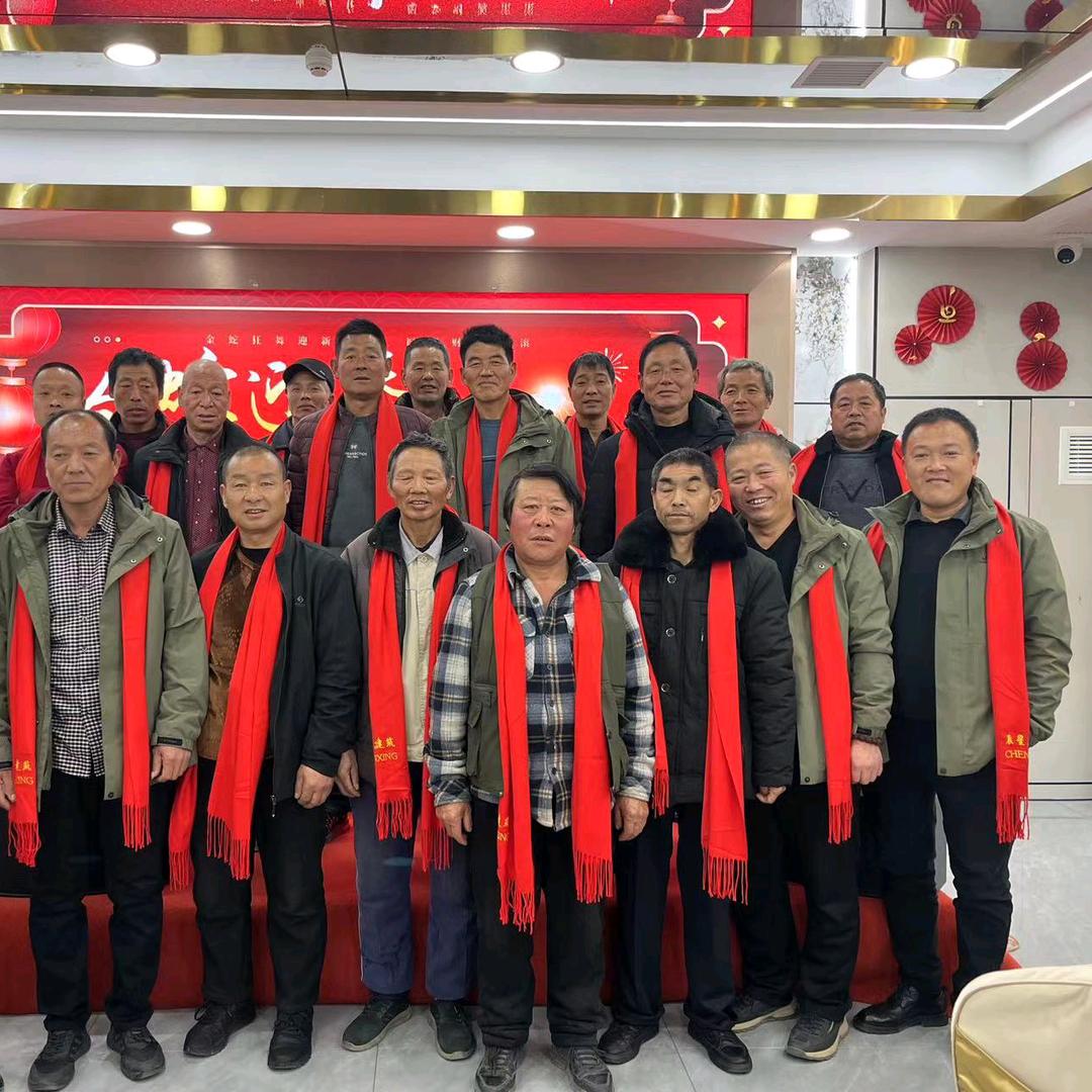 工地搬砖小哥哥