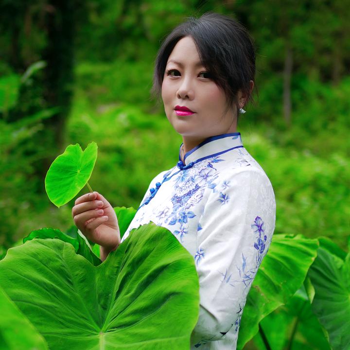 邹亚轩(邹二娘火锅煲老板娘)