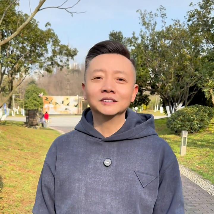 凌云夜话x阿瓦鲁