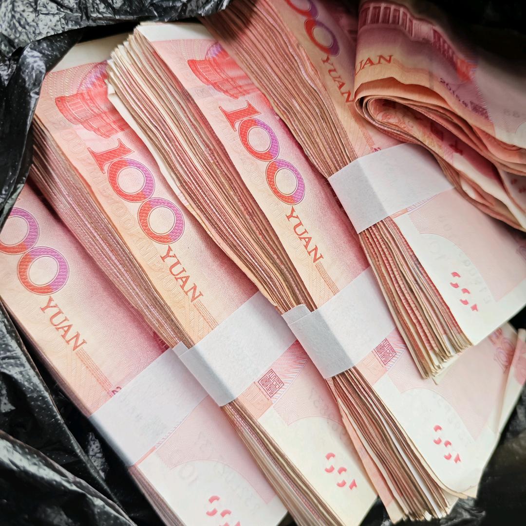 你真我更真，你假我转身