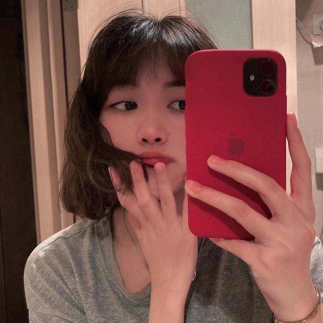 一朵脸脸ai