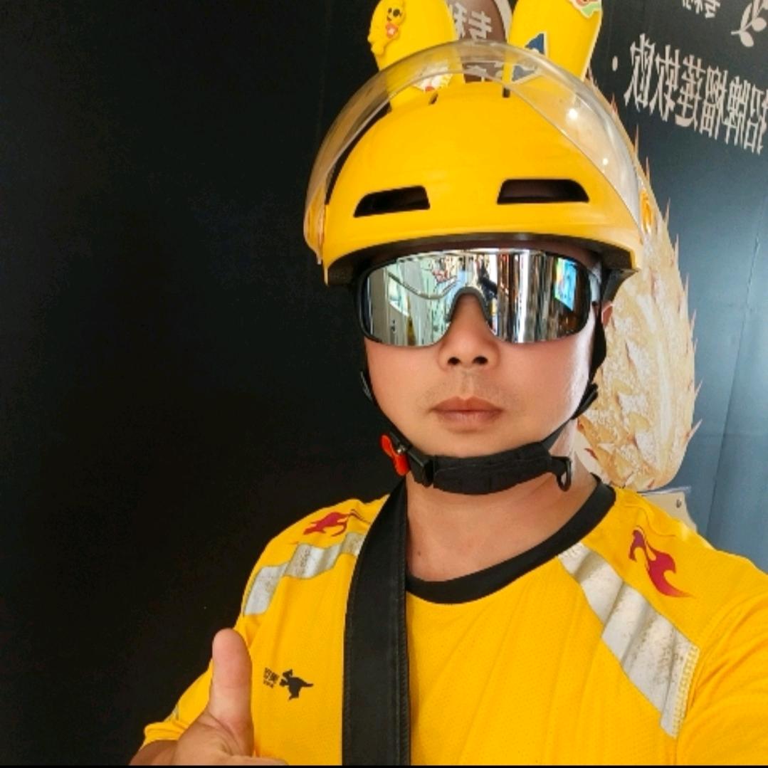 北京外卖大龙哥