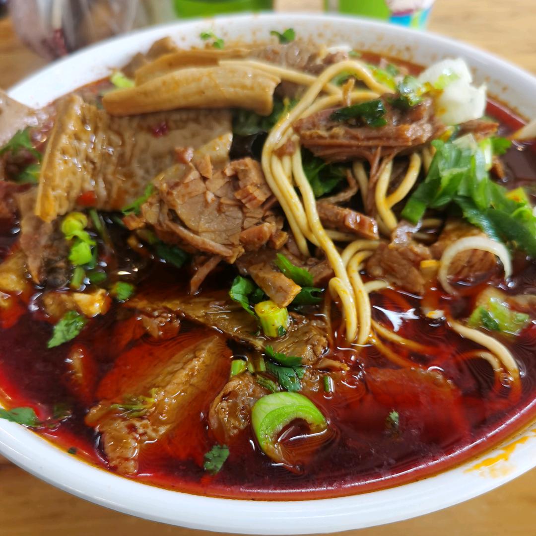 半斤秘制牛肉面
