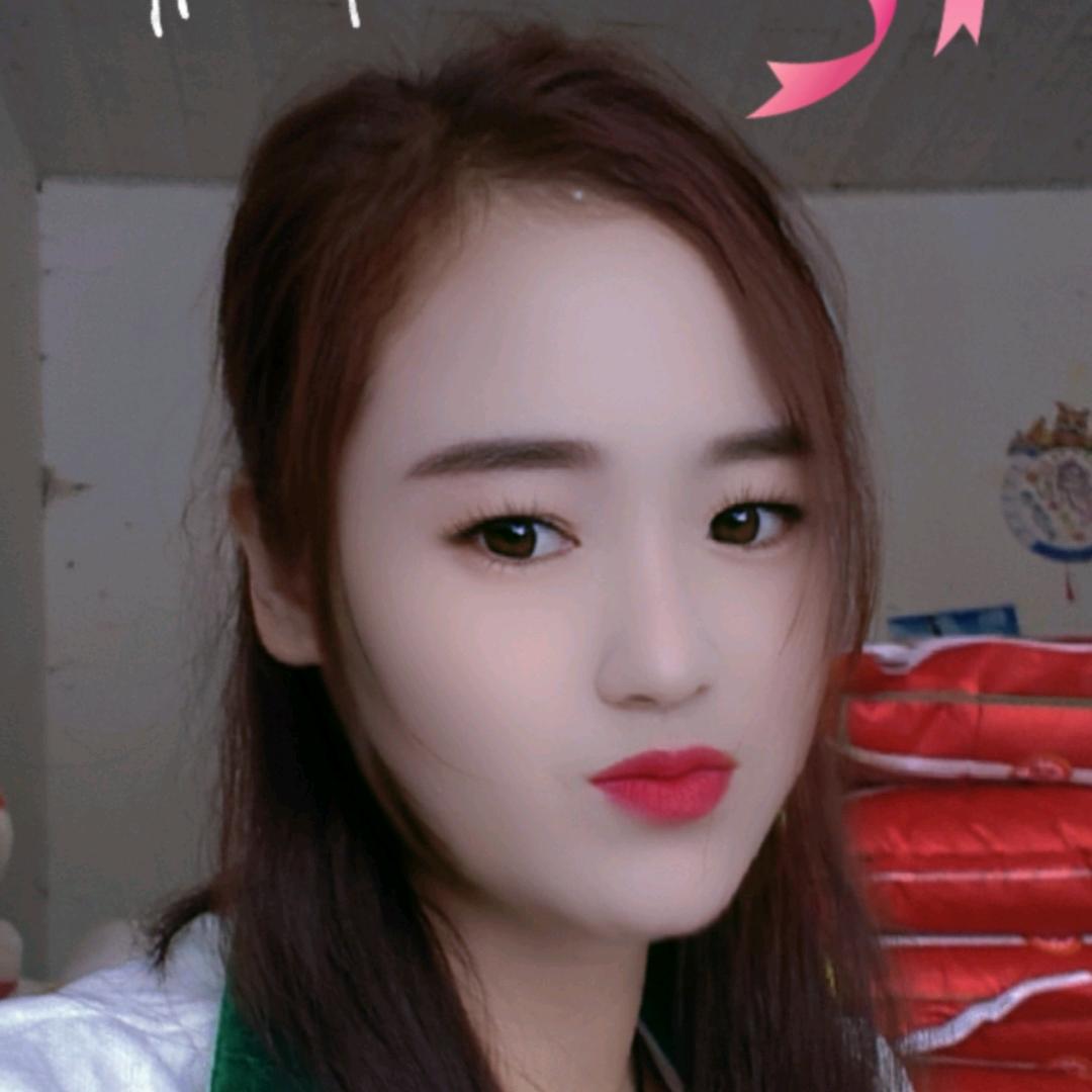 你护我周全，我钟情于你。