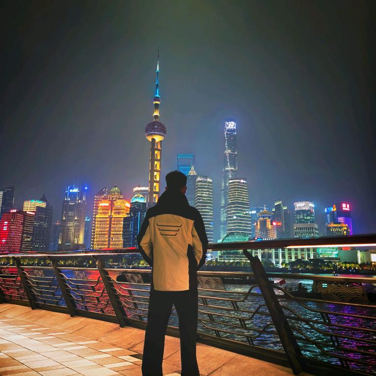 忧郁的大坏狼