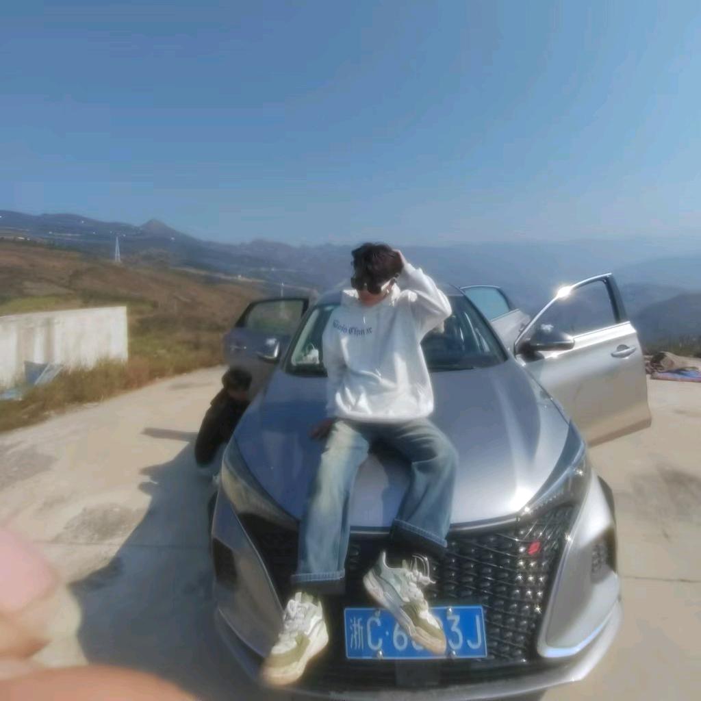 叫我小😜杨 （冲破1000）