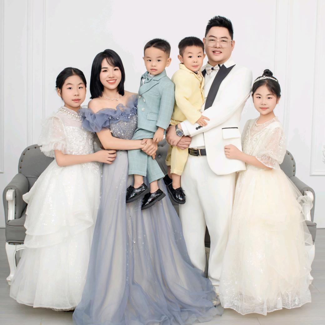 双龙双凤（两对双胞胎）橙子