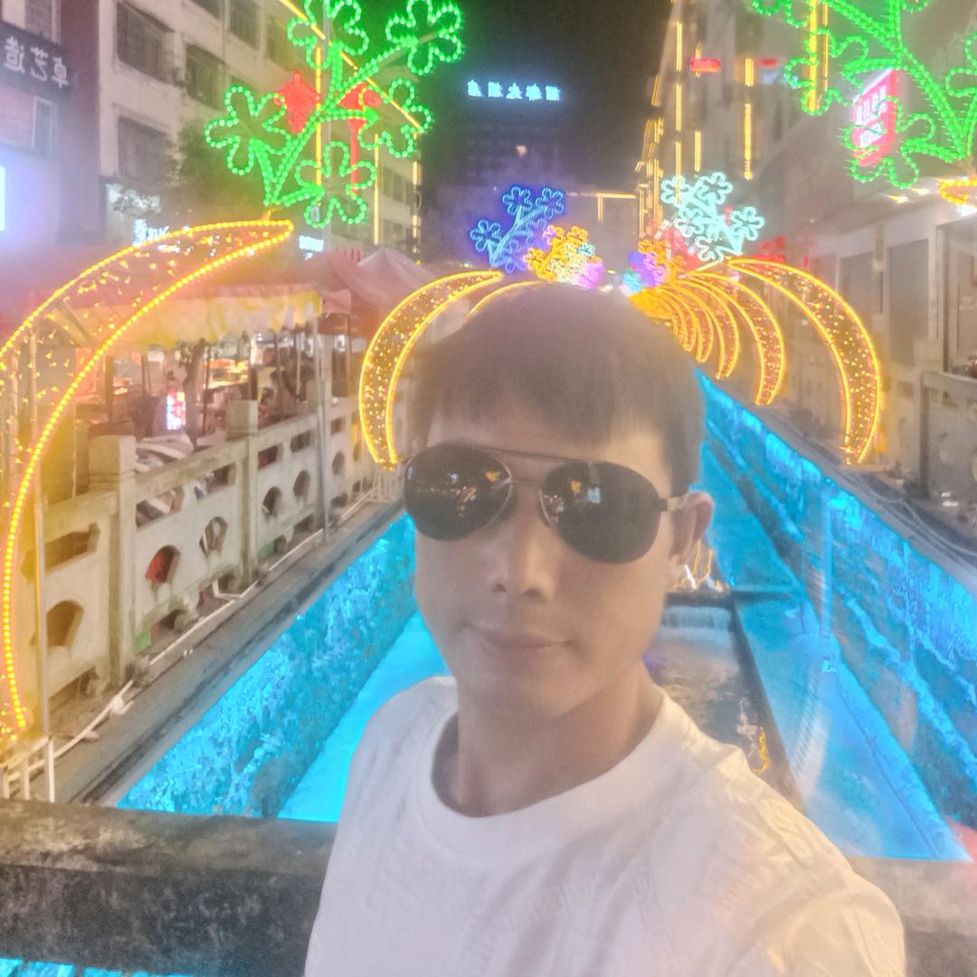 崇志哥