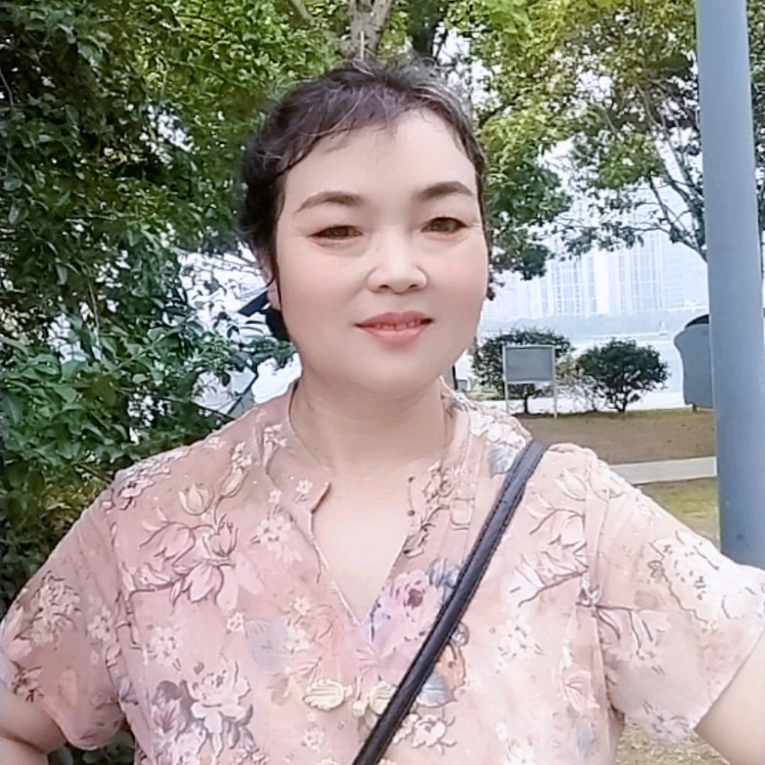 春娥晚上不定时开播