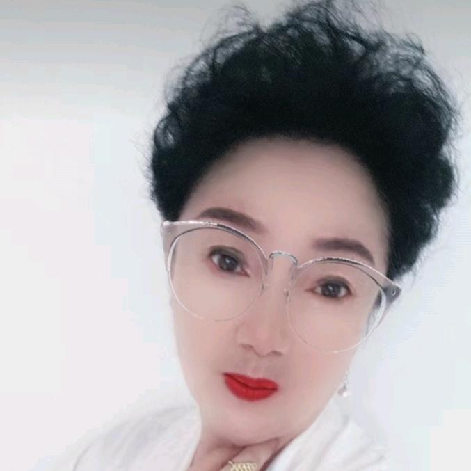 冰山上的雪莲（请勿连赞）