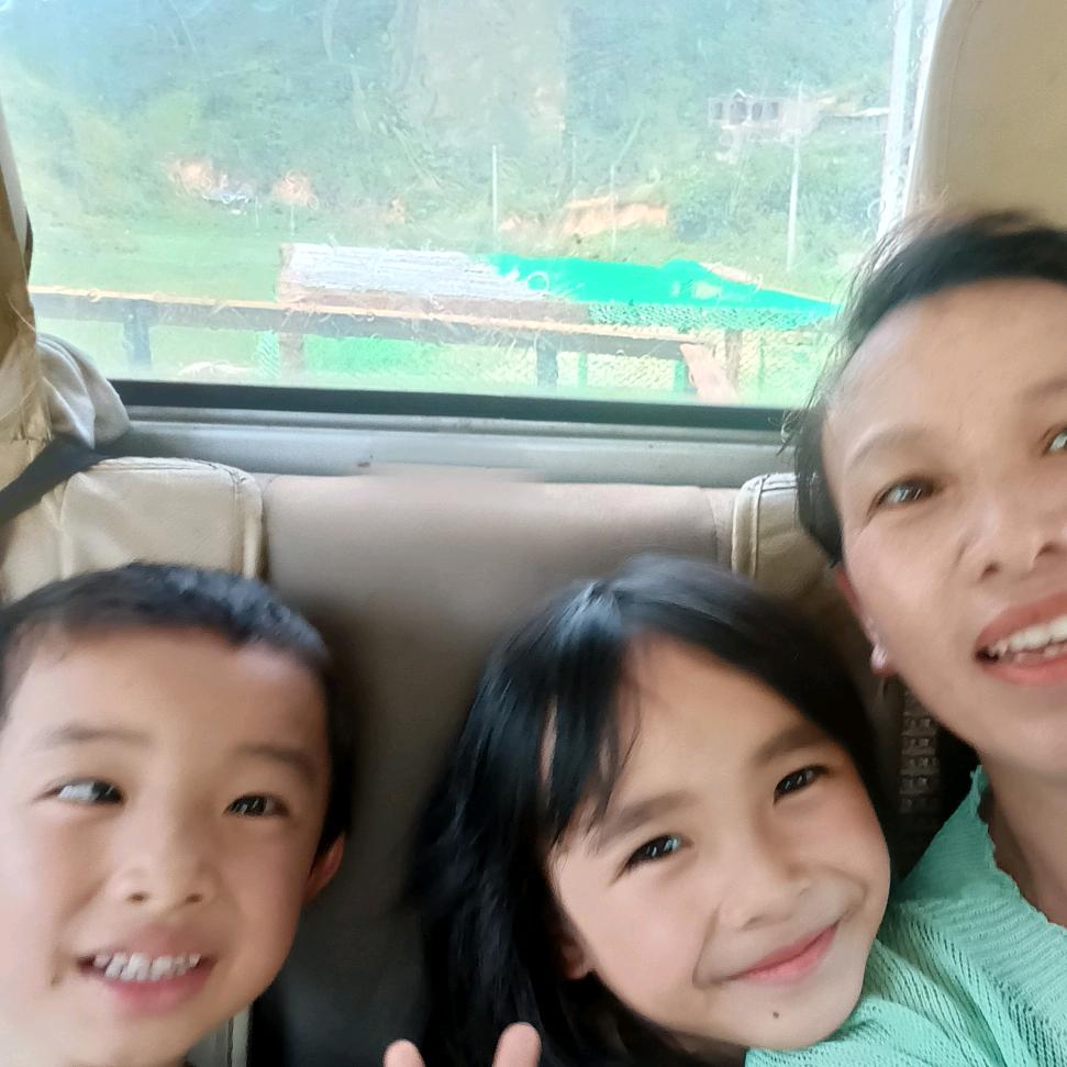 壮乡养鸭，养鸡