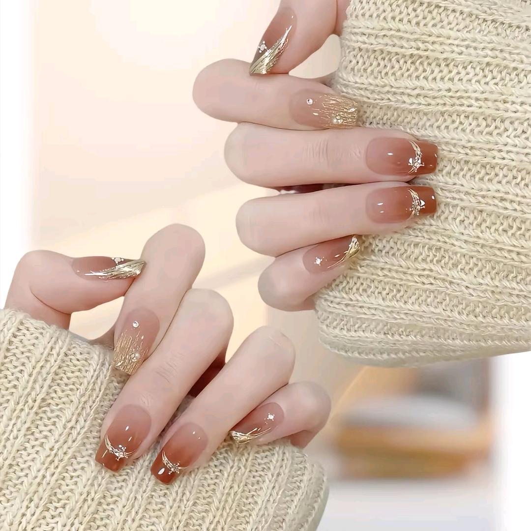 美甲美睫华夏灯饰城四楼