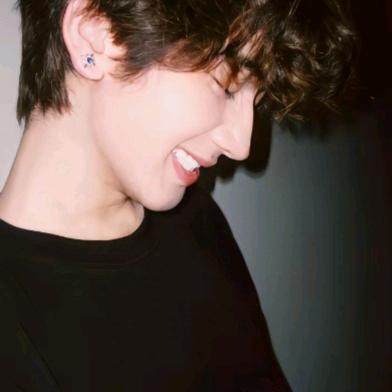 纪久星