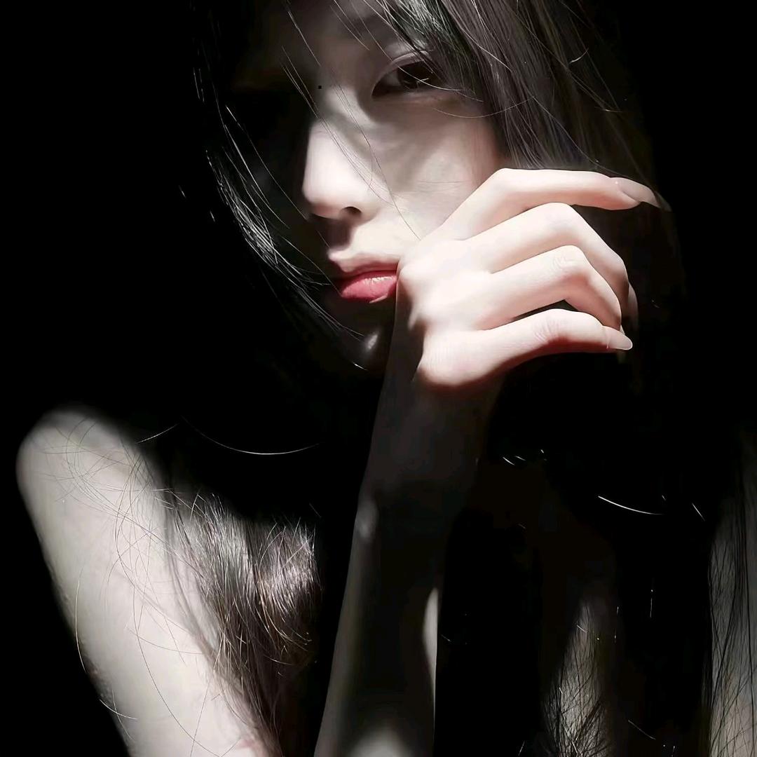 小妤.