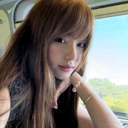 被前男友抛弃而痛哭后选择下海的那个夜晚