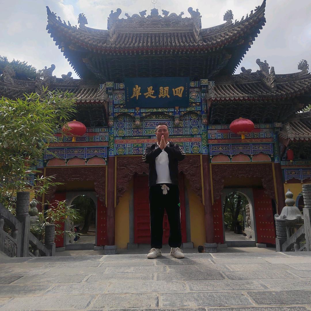 ʊ卖火柴的小捣蛋