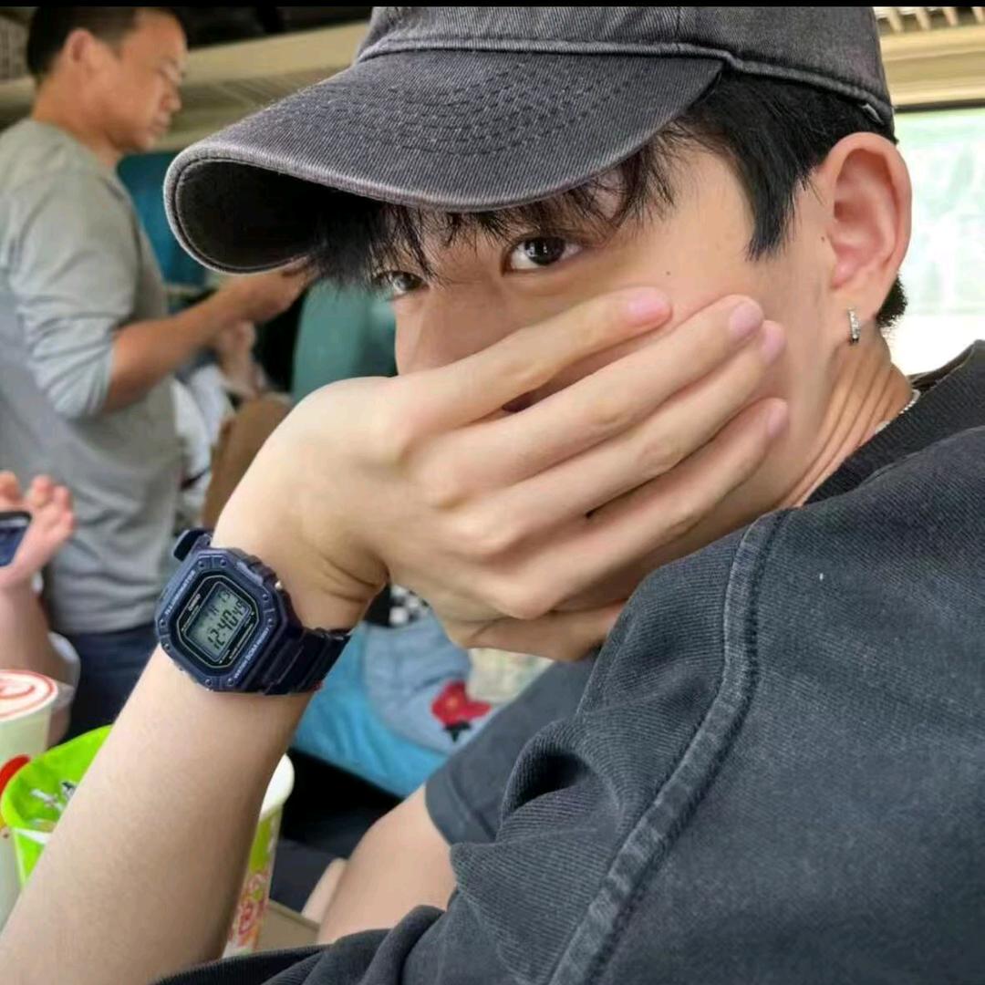 聪明的派大欣