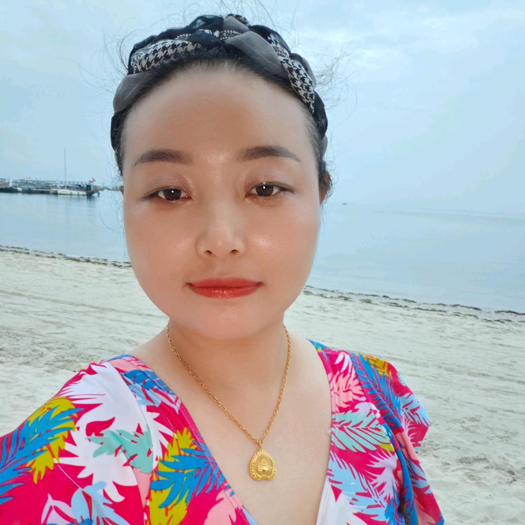琼琼