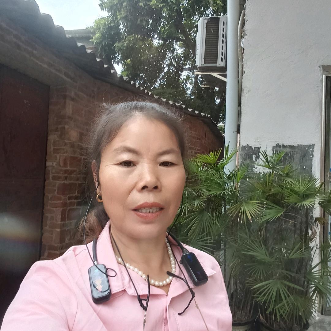 彩云上午8点16分开播