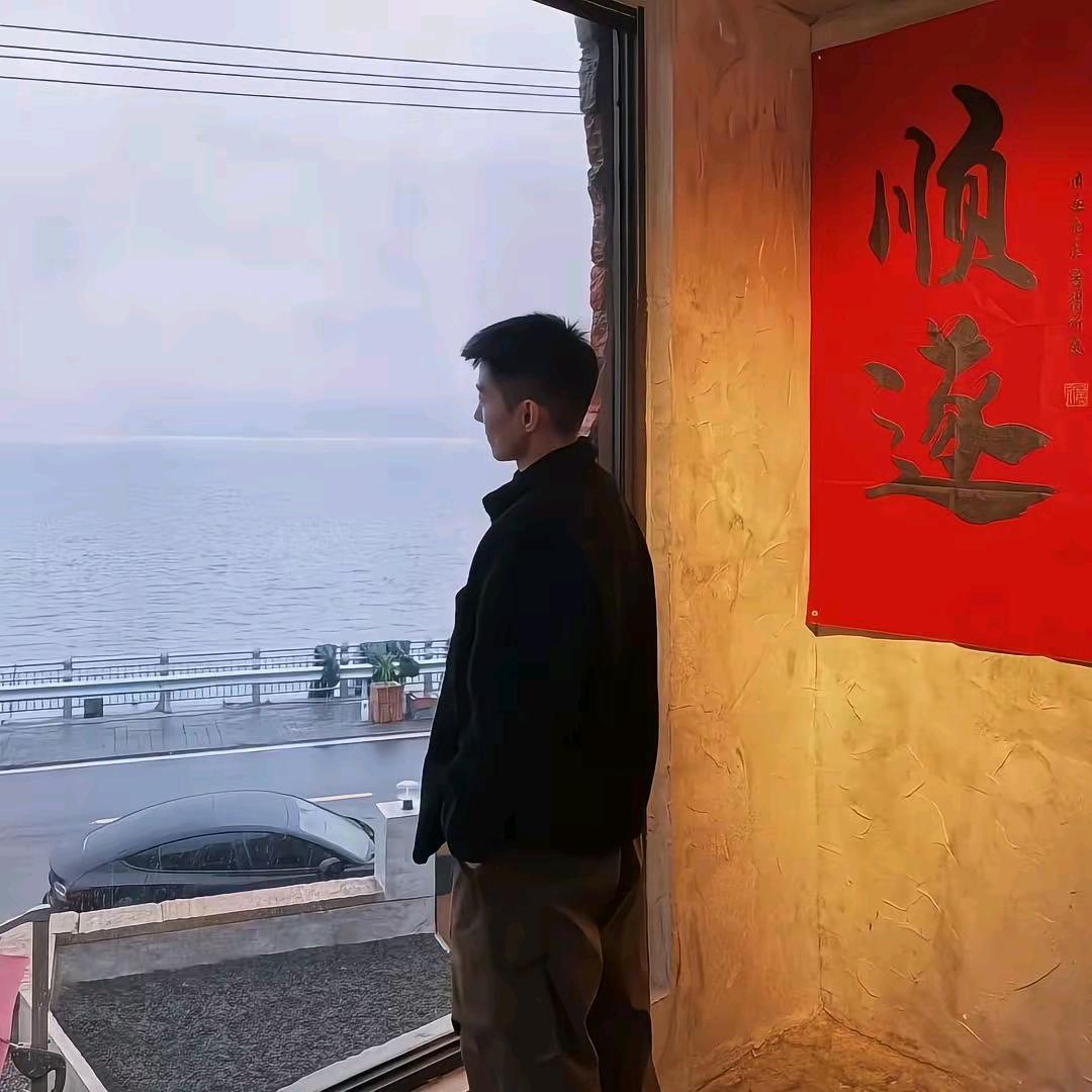 鹅湖江村锅圈食汇—标叔