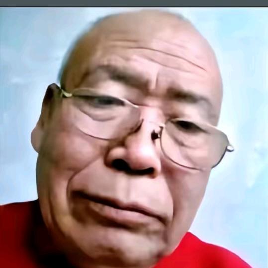 大爷不怕大娘(*^ω^*)