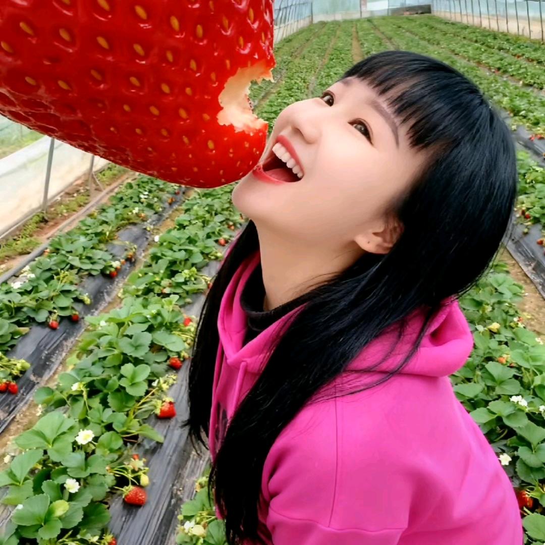 ℳঞ🍒一笑而过꧔ꦿ᭄࿐ᩚ