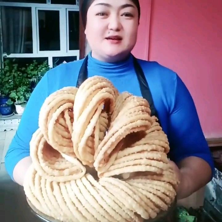 古丽巴哈尔