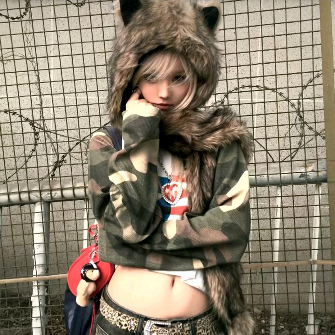 动漫女二