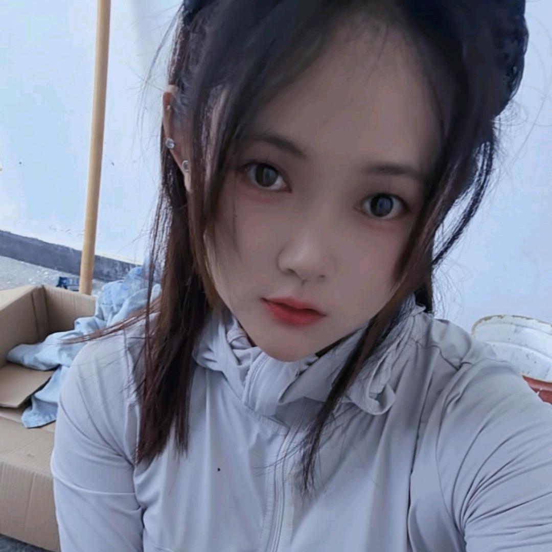 ╭(╯^小云儿╰)╮