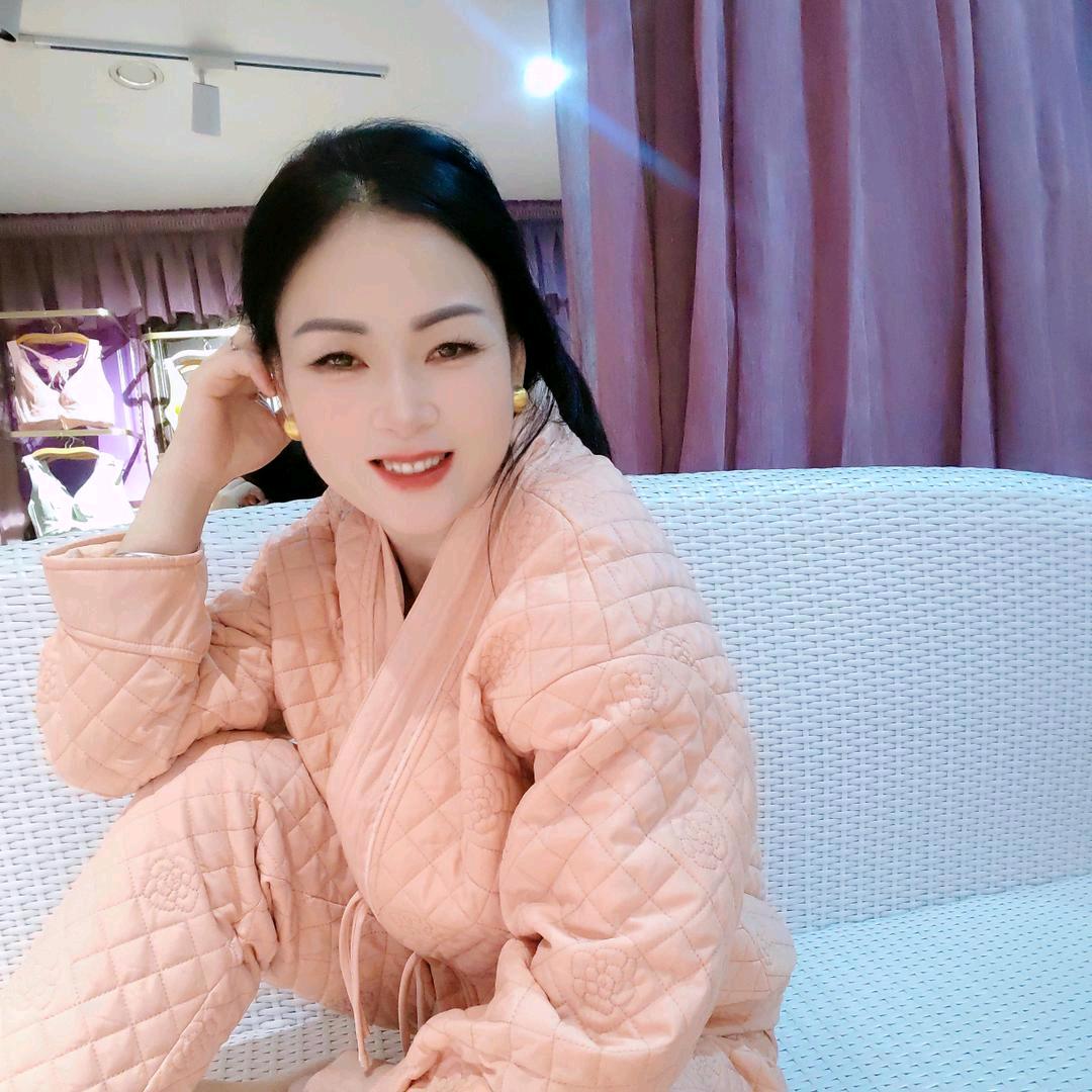 香香 姐¹