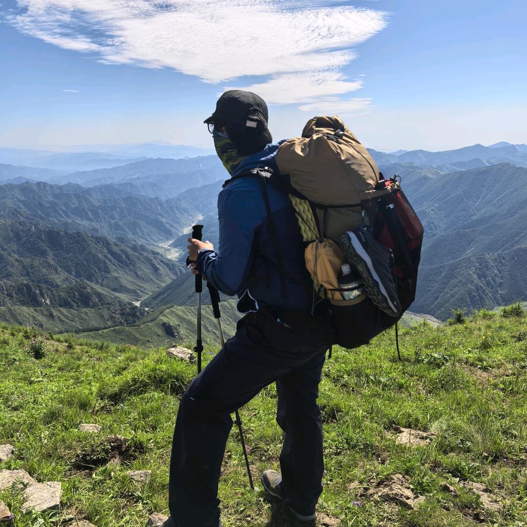 空包男孩（2026巴丹吉林）