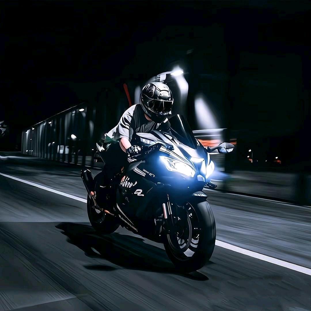 空:🏃🏽‍♂️