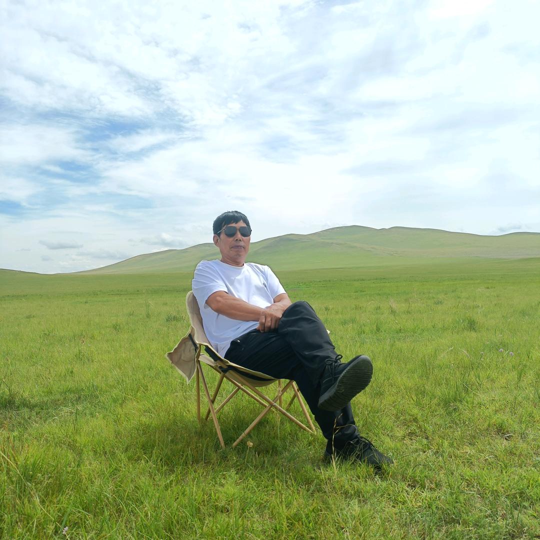 💞༊⃝轻风᭄一꧔᪲ꦿ笑ᥫᦋᐝ