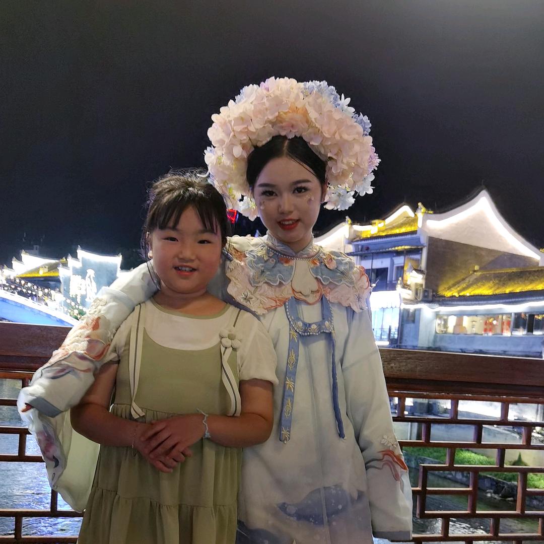黄小妞
