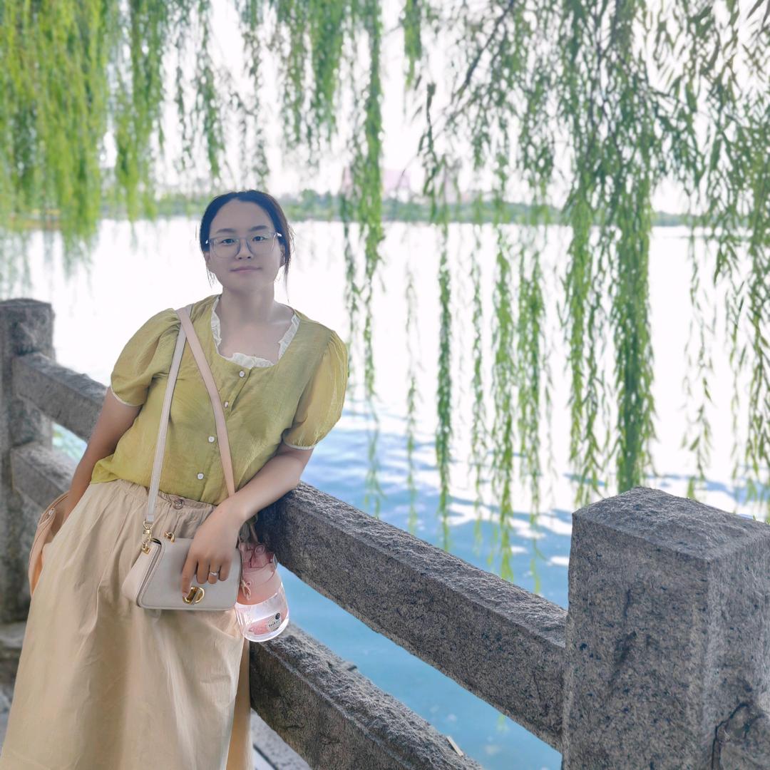 【辉姐】 畐刂业