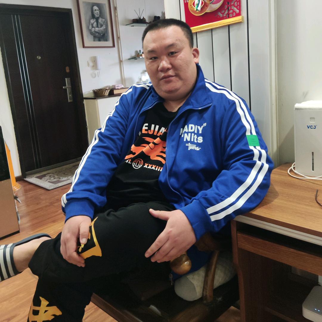 张 翔