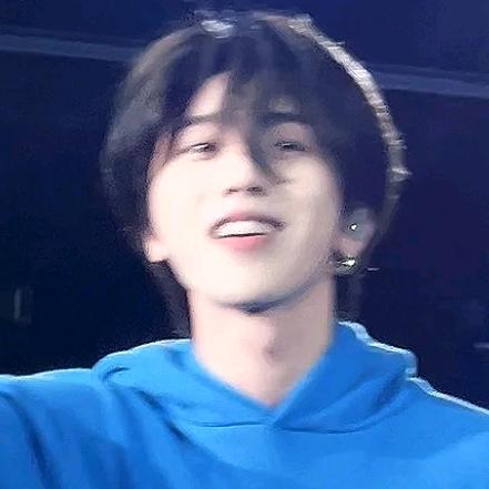 阿曼达你的脑袋掉了