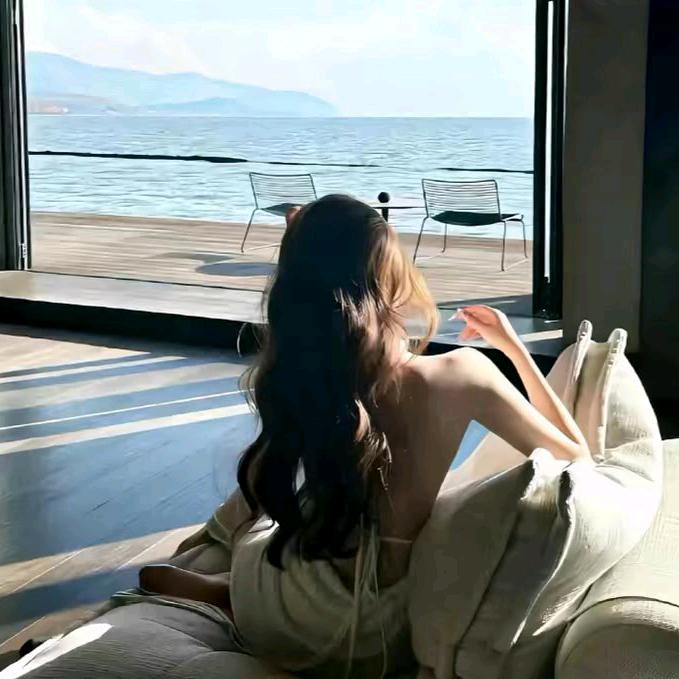明天忘记你^